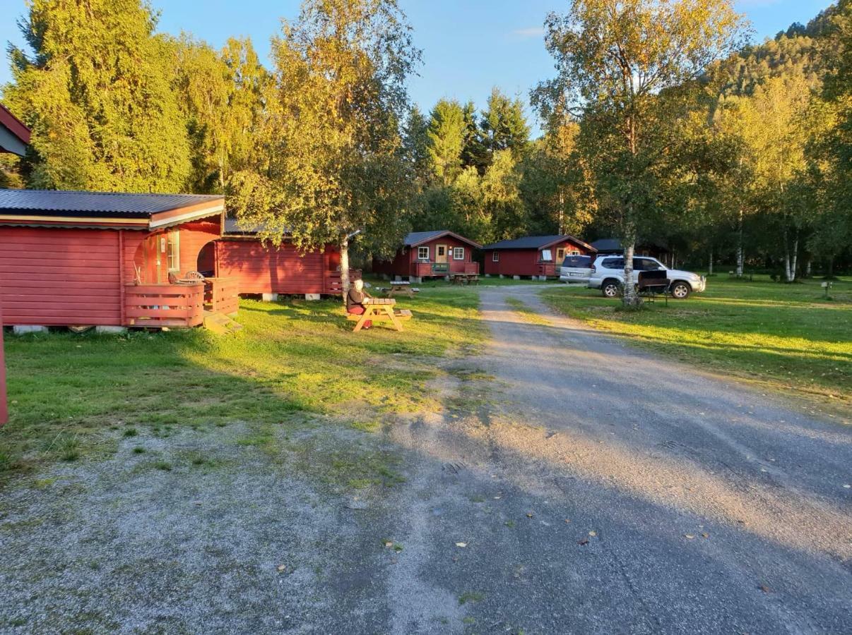 Romsdalseggen Camping Isfjorden Luaran gambar